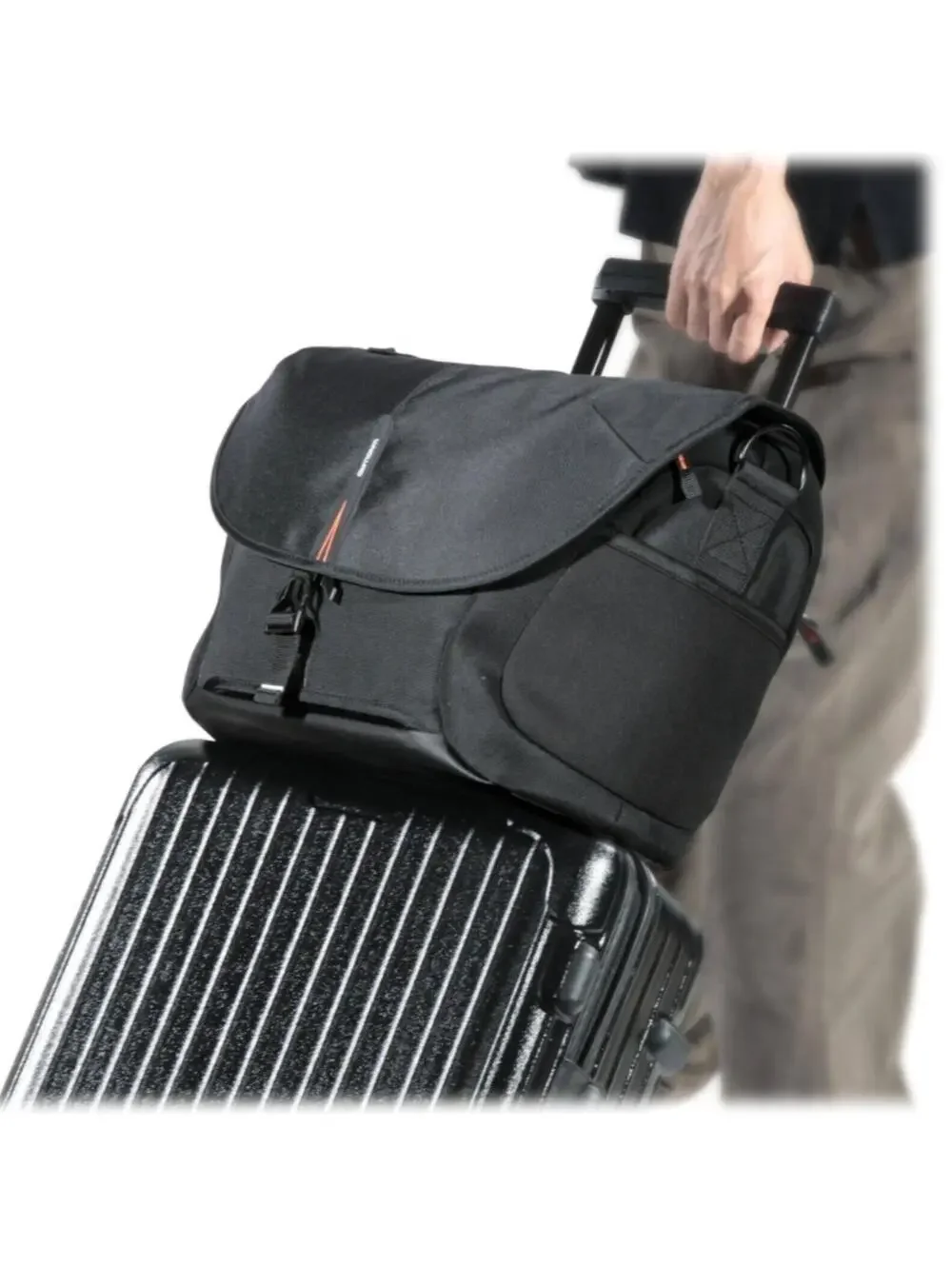 Vanguard The Heralder 33 Camera Bag Black